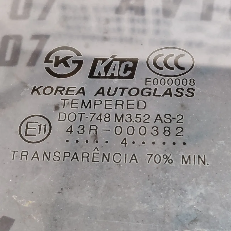 Скло Hyundai Sonata IV (98-05) 2.0 переднє праве 43r000382