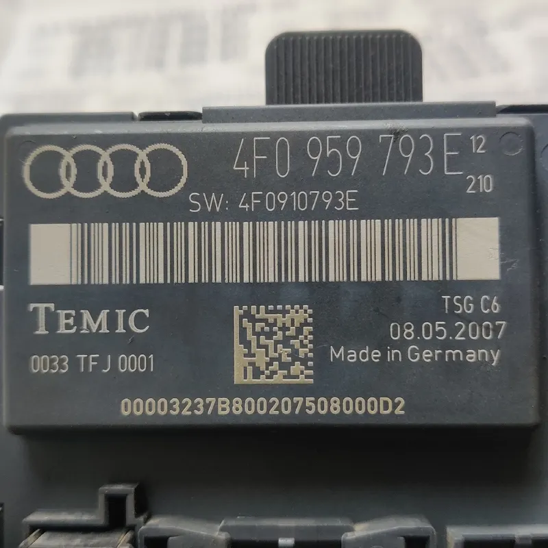 Блок комфорту Audi A6 C6 (04-11) 2.0 TDI пер. пр. 4f0959793e