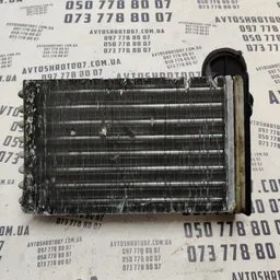 Радіатор пічки Volkswagen Passat B3 (88-93) OEM 1H1819093A фото 2