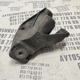 Кронштейн двигуна Audi A6 C6 04-11 2.0TDI лів OEM 4F0199307N фото 3