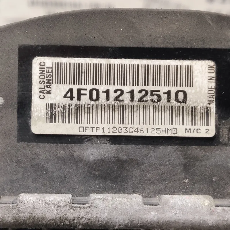Радіатор охолодження Audi A6 C6 04-11 2.0 TDI OEM 4f01212510