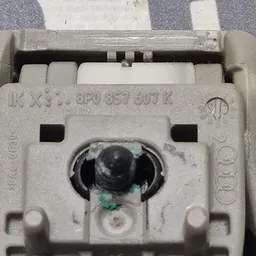 Ручка внутр. Audi Q7 4L (05-15) 3.6 ліва зад. OEM 8P0857607K фото 3