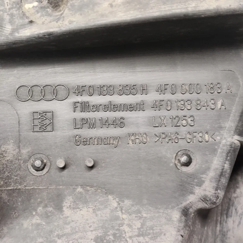 Корпус фільтра Audi A6 C6 (04-11) 2.0 TDI BRE OEM 4f0133835h