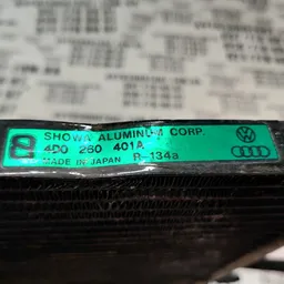 Радіатор кондиціонера Audi A8 D2 (94-02) OEM 4D0260401A фото 7