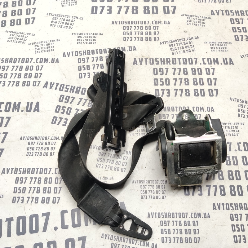 Ремінь безпеки Audi A6 C6 04-11 2.0 TDI пр. OEM 4f0857706a