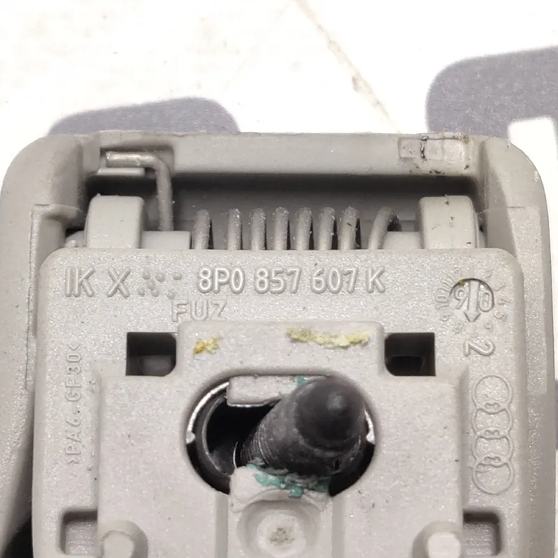 Ручка внутр Audi Q7 4L 05-15 3.6 бенз пр пер OEM 8P0857607K