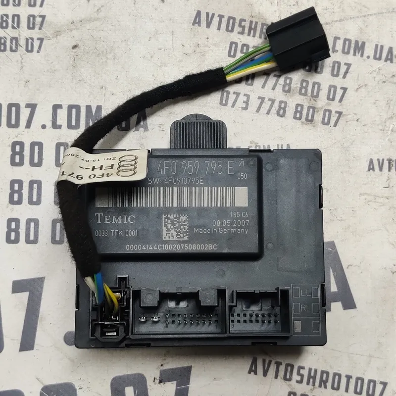 Блок комфорту Audi A6 C6 04-11 2.0 TDI зад. лів. 4F0959795E