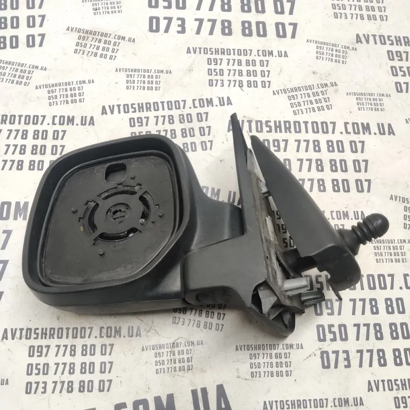 Корпус дзеркала Peugeot Partner (96-08) 1.4 Ліва OEM 0158366
