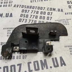 Бризговик Audi Q7 4L (05-15) 3.6Б Зад.Лів.Ниж. OEM 4L0853115 фото 3