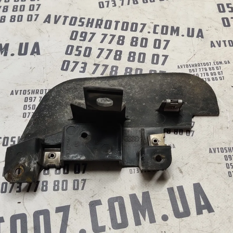 Бризговик Audi Q7 4L (05-15) 3.6Б Зад.Лів.Ниж. OEM 4L0853115