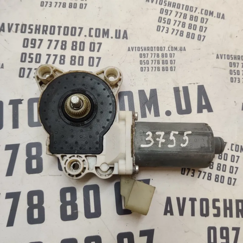 Мотор склопідіймача MB CLS W219 задня пр. OEM a2198200642