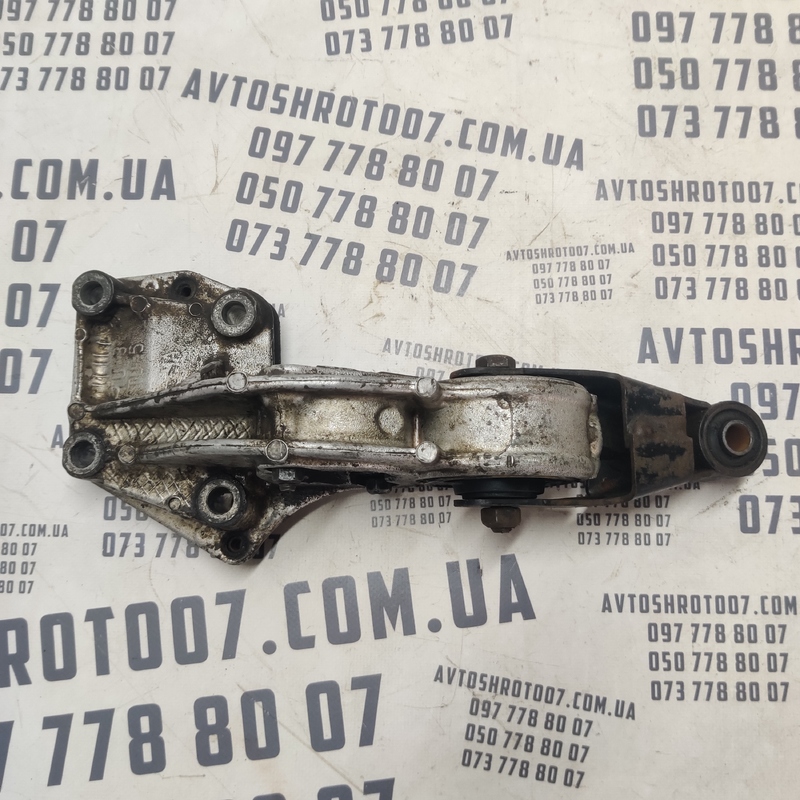 Подушка двигуна Peugeot Partner 1 (96-08) 1.4 OEM 9637123180