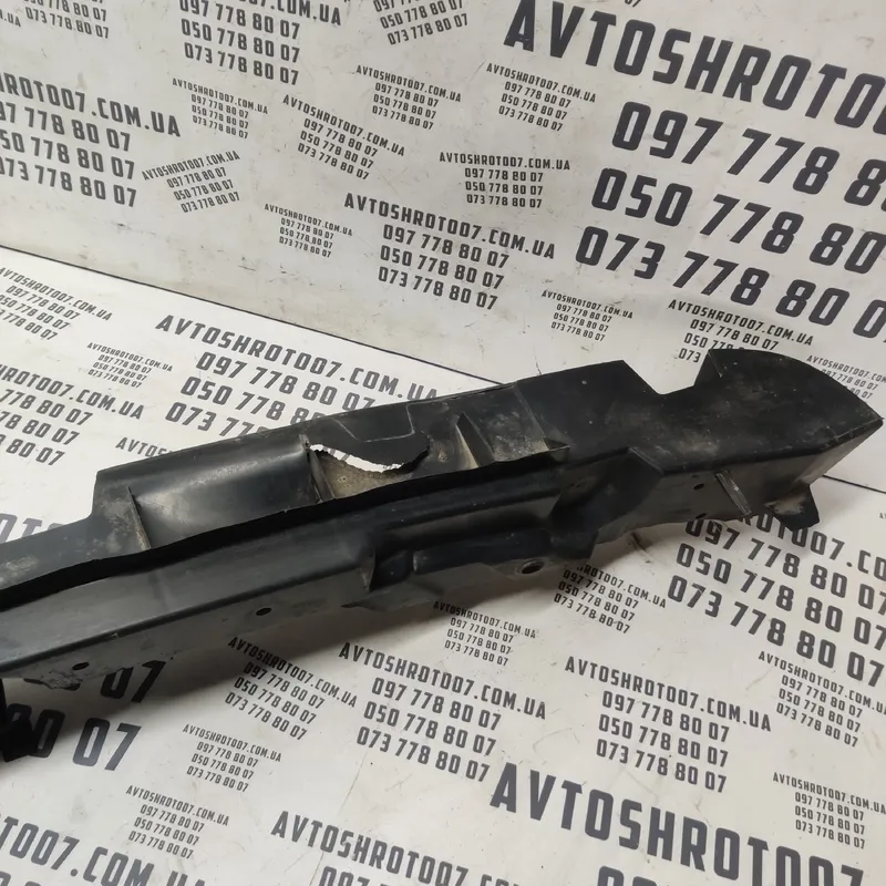 Підсилювач бампера Peugeot Partner 96-08 1.4 зад 9619437780