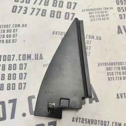 Накладка салону VW Passat B8 USA 11-22 задня ліва 561839993