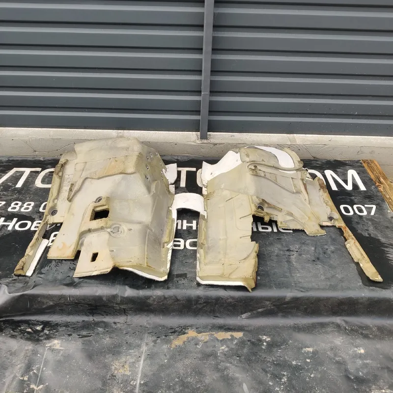Ковролін Audi Q7 4L (05-15) 3.6 бенз передній OEM 4l1863103