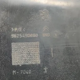 Підкрилок Peugeot Partner 1 96-08 1.4 лівий зад. 9625490880 фото 5