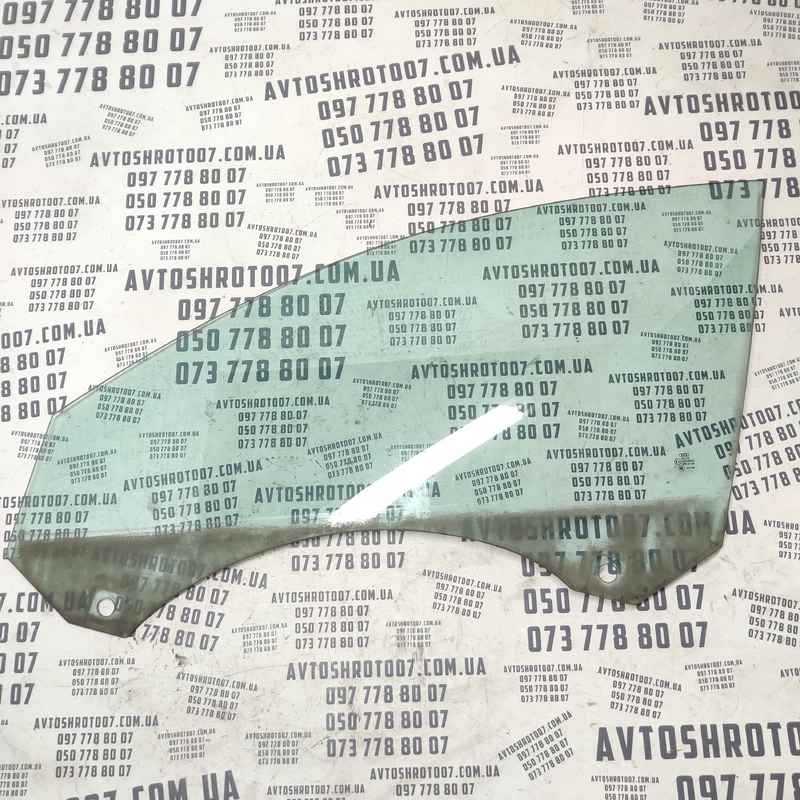 Скло дверей Audi A6 C6 (04-11) 2.0 TDI переднє ліве 43r00083