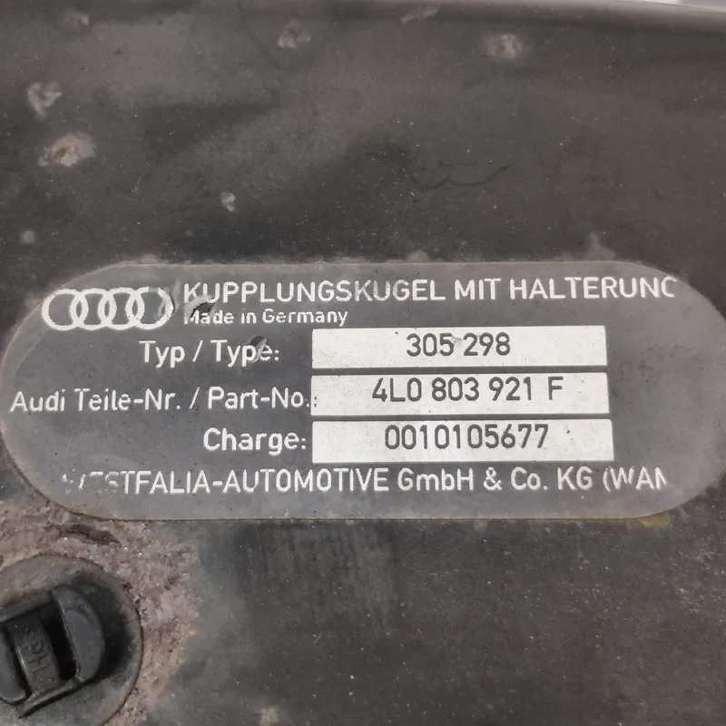 Фаркоп Audi Q7 4L (05-15) 3.6 Бензин Задній OEM 4L0803921F