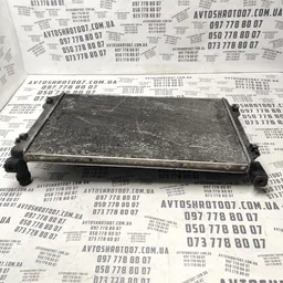 Радіатор охолодження Audi A6 C6 04-11 2.0 TDI OEM 4f01212510 фото 3