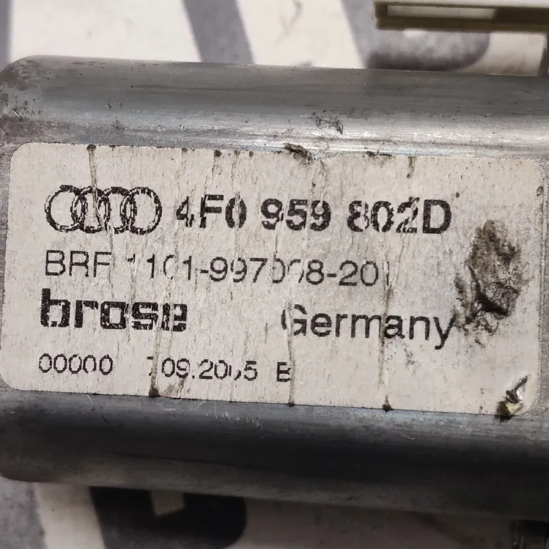 Мотор склопід. Audi A6 C6 04-11 2.0TDI Пр Пер OEM 4F0959802D