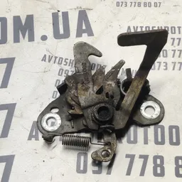 Замок капота Peugeot Partner 1 96-08 1.4 Бенз 964400654B001