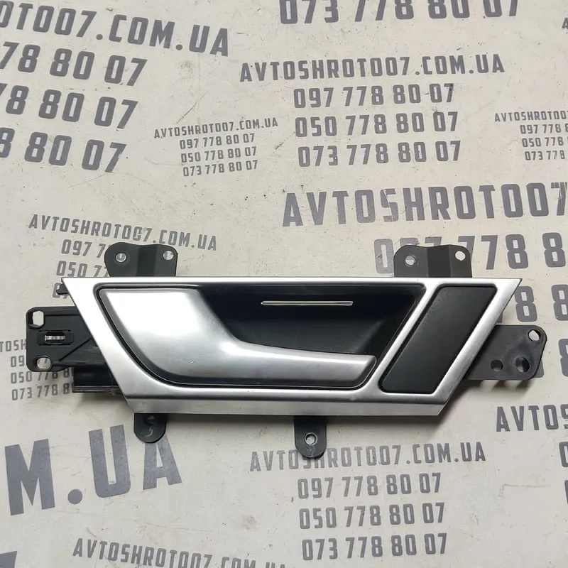 Ручка внутр. Audi A6 C6 (04-11) 2.0 TDI з.л. OEM 4f0839019f