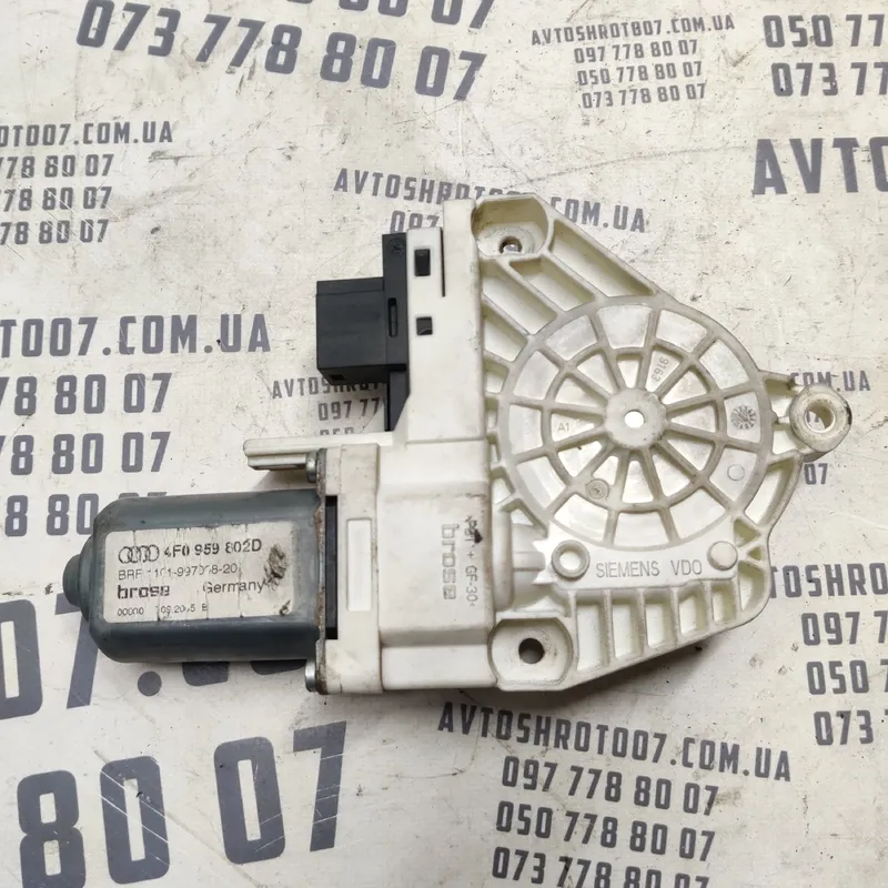Мотор склопід. Audi A6 C6 04-11 2.0TDI Пр Пер OEM 4F0959802D