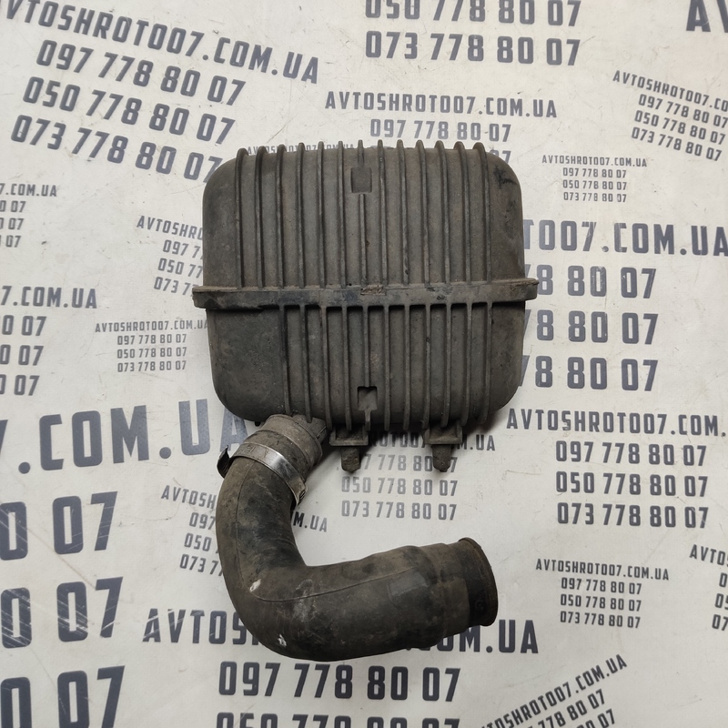 Корпус фільтра Audi A6 C6 (04-11) 2.0 TDI OEM 8E0129955