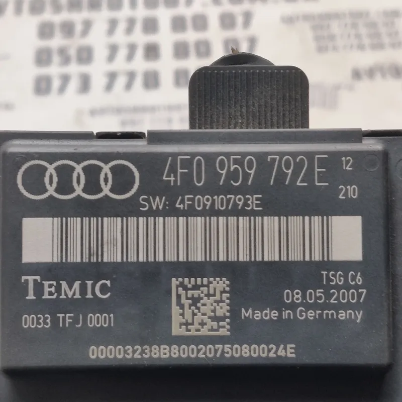 Блок комфорту Audi A6 C6 04-11 2.0 TDI лів. OEM 4F0959792E