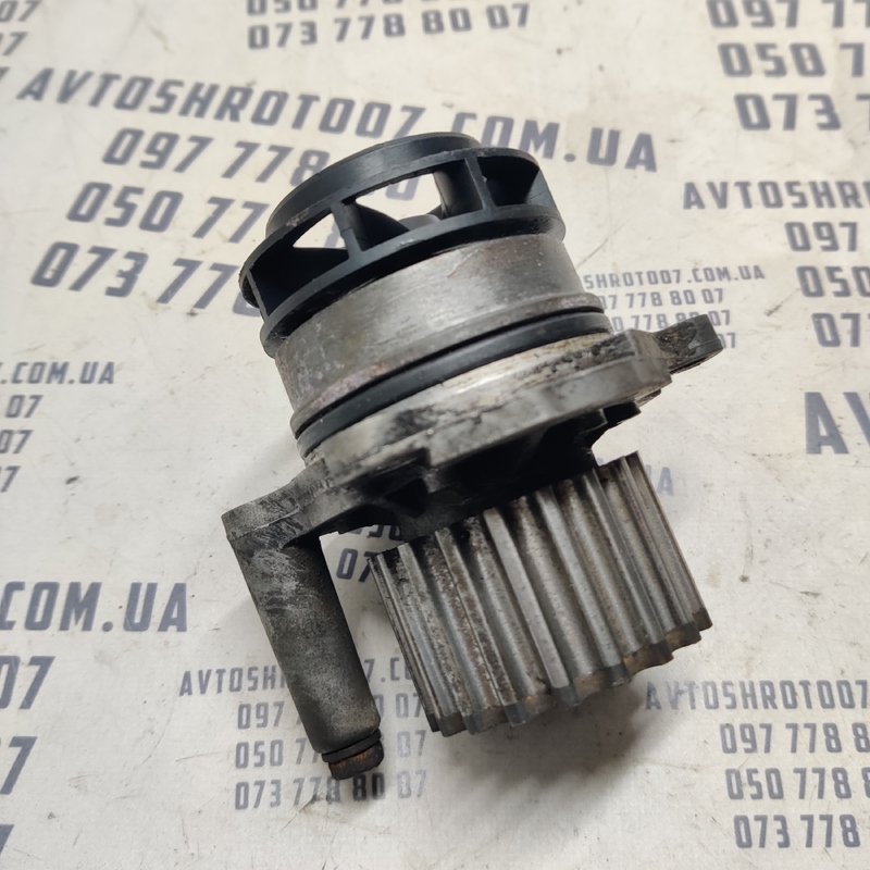 Помпа Audi A6 C6 (04-11) 2.0 TDI OEM b2116715s