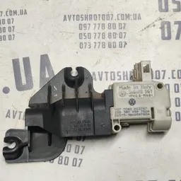 Замок бардачка Audi A6 C6 (04-11) 2.0 TDI OEM 3b0959782a