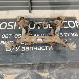 Підрамник задній Audi Q7 4L (05-15) 3.6 OEM 8V415K652BD