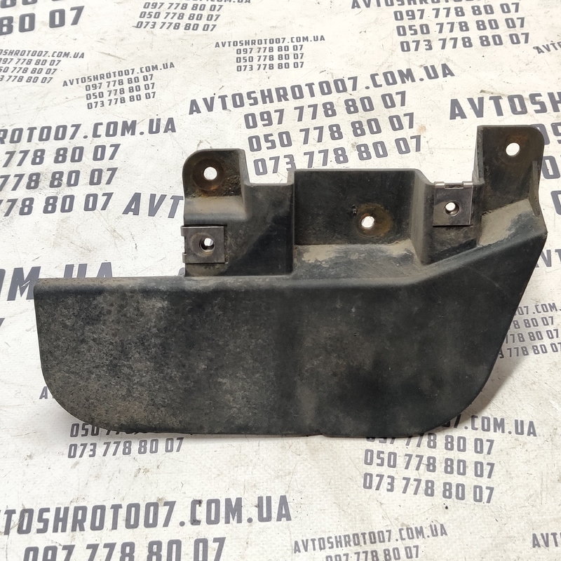Бризговик Audi Q7 4L (05-15) 3.6 Бенз Зад Прав Ниж 4l0854816