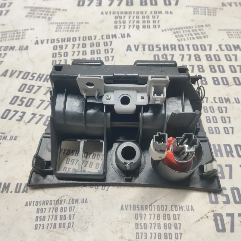 Накладка салону Mazda 3 BK (03-09) bp4l55211
