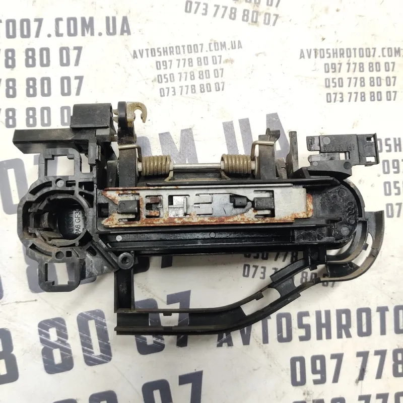 Ручка зовн. Audi A6 C6 (04-11) 2.0TDI зад ліва OEM 4F0837885