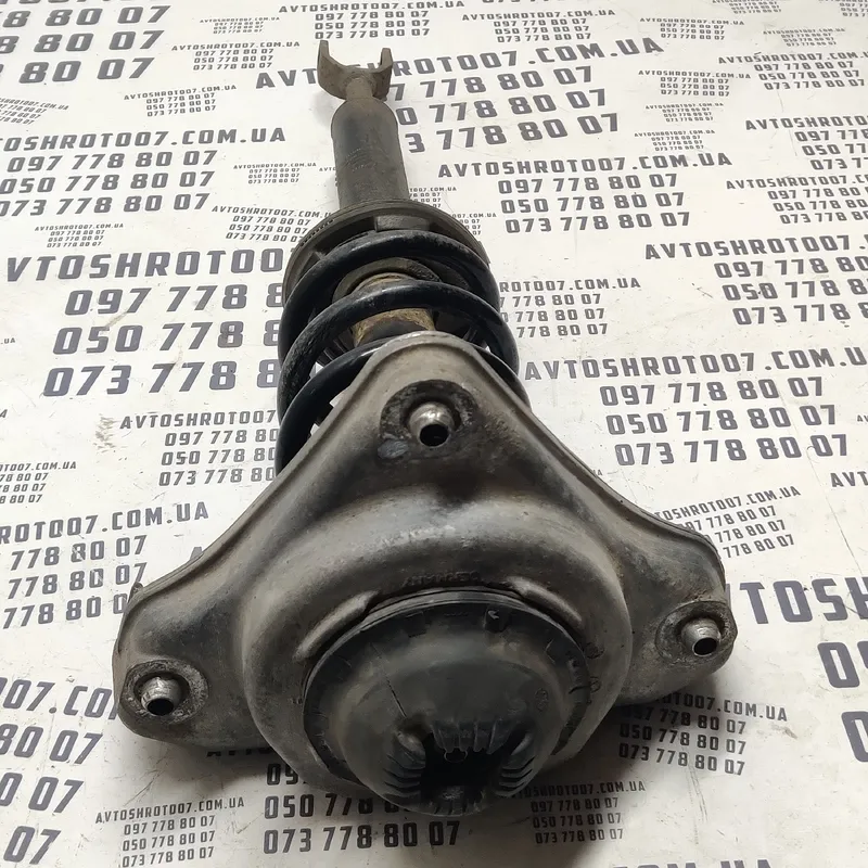 Амортизатор Audi A6 C6 04-11 2.0 TDI перед. прав. 4f0413031