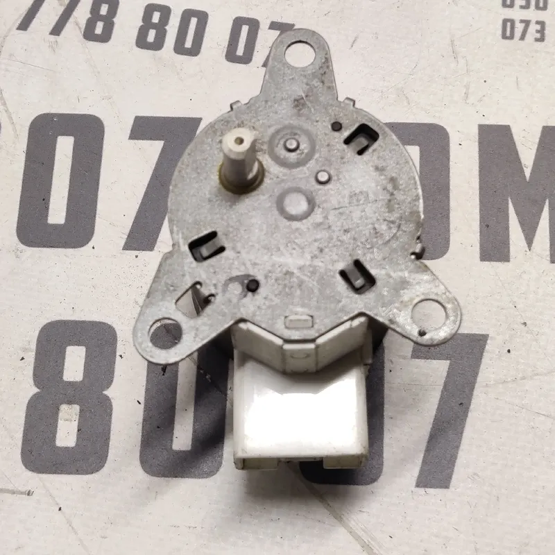 Двигун заслінки пічки Lexus LS 430 (00-06) OEM 0637009020