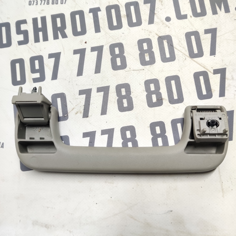 Ручка внутр. Audi Q7 4L 05-15 3.6 пер. ліва OEM 8P0857607K фото 2