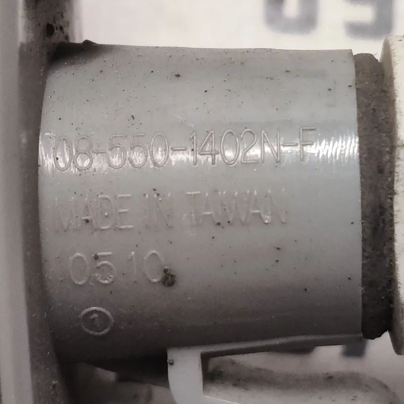 Поворотник Peugeot Partner 1 (96-08) 1.4 лівий OEM 0434554C
