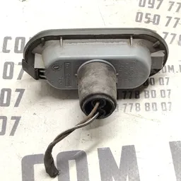 Повторювач стопу VW Bora (98-05) 1.9 TDI перед OEM 1j0949117 фото 3