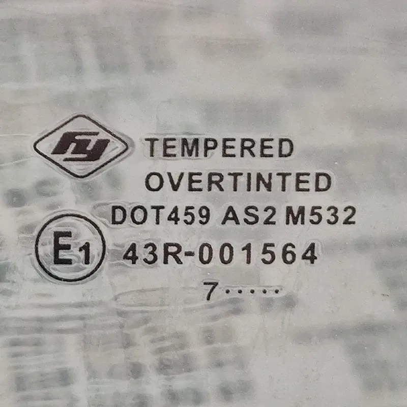 Скло дверей ВАЗ Kalina (04-13) 1.4 заднє праве OEM 43r001564