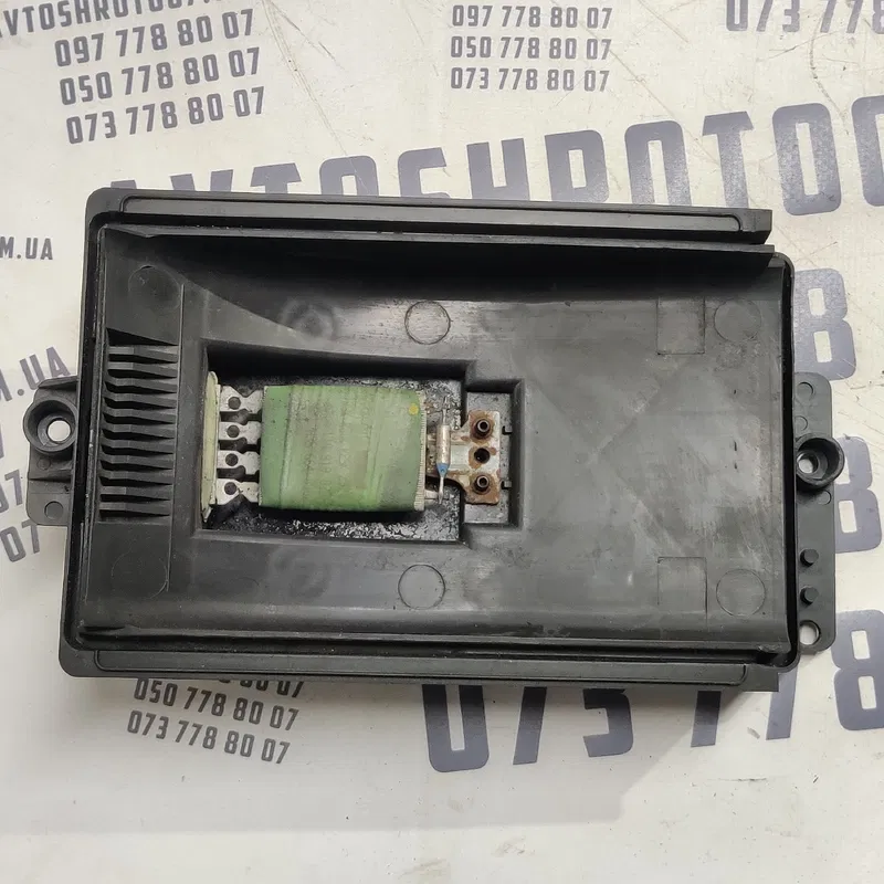 Реостат пічки Volkswagen Bora (98-05) 1.9 TDI 1J0819022