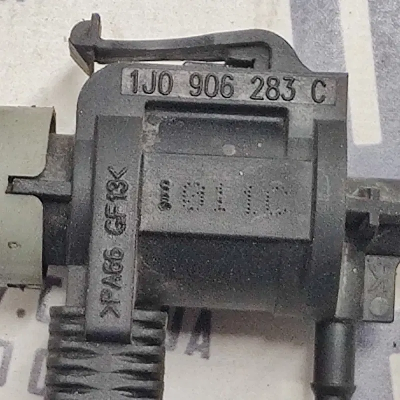 Клапан електромагнітний VW Bora 98-05 1.9 TDI OEM 1J0906283C