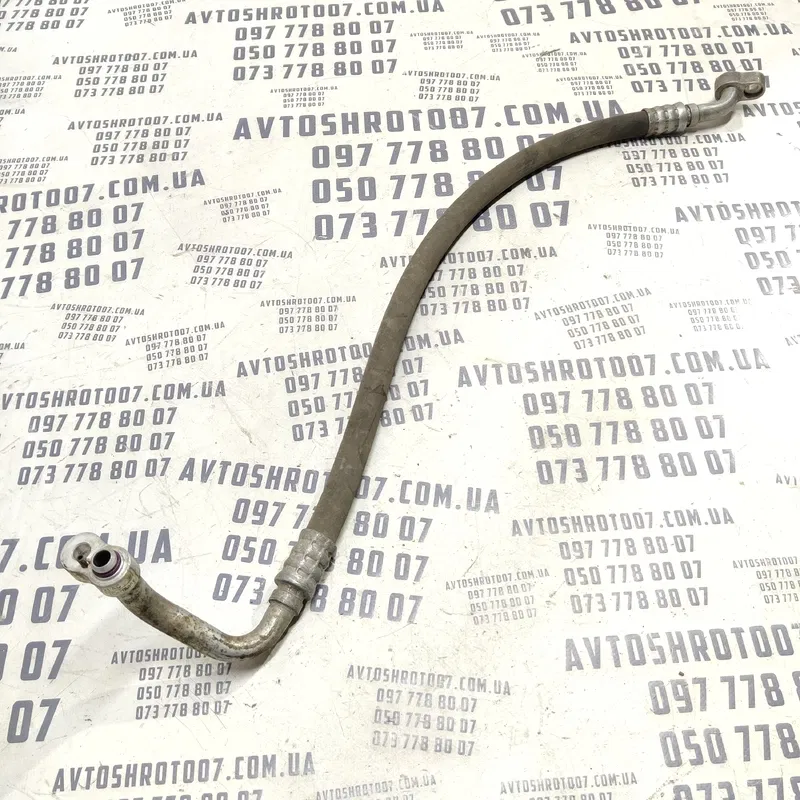 Трубка кондиціонера VW Bora (98-05) 1.9 TDI OEM 1J0820721AC