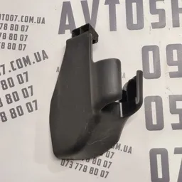 Накладка Toyota Corolla 06-13 1.6 перед ліва OEM 7215812120