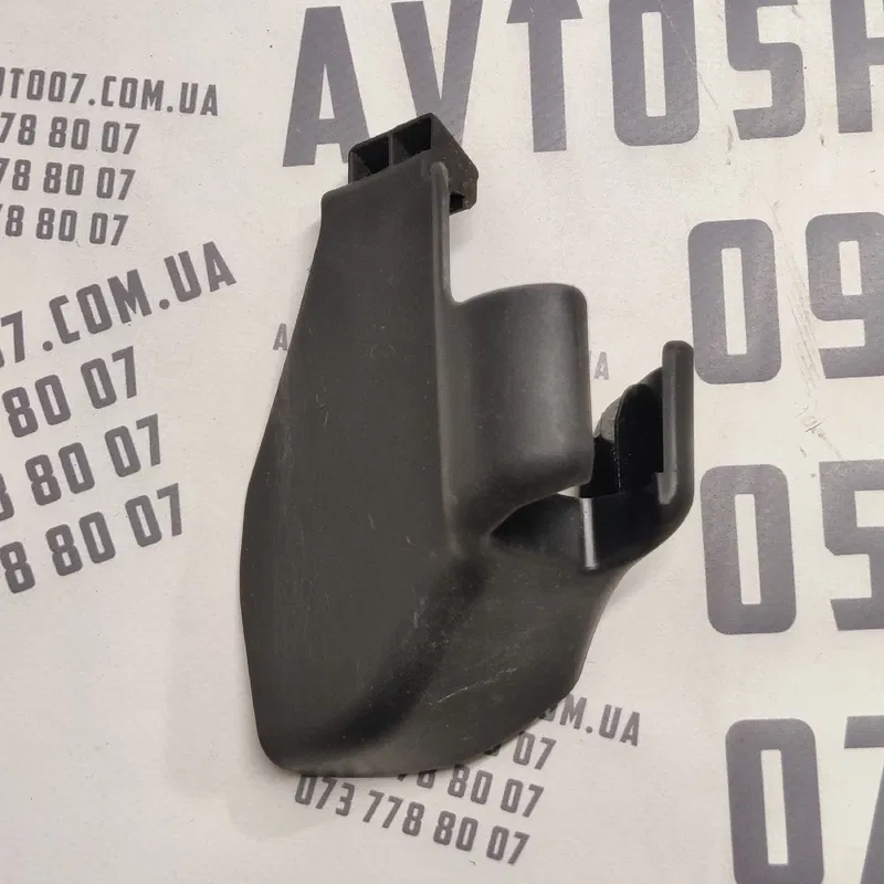 Накладка Toyota Corolla 06-13 1.6 перед ліва OEM 7215812120
