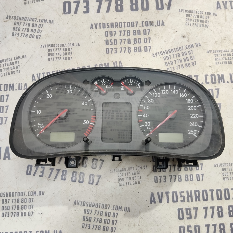 Панель приладів VW Bora (98-05) 1.9 TDI OEM 1j0920806g