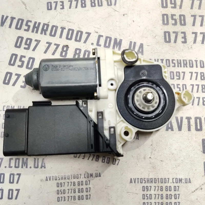 Мотор склопідіймача VW Bora 98-05 1.9TDI пр. OEM 1C1959802A