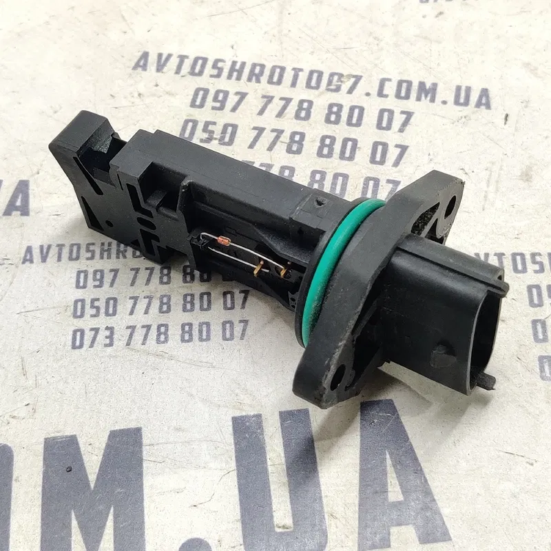 Розходомір повітря ВАЗ Kalina (04-13) 1.4 16V OEM f00c2g8338
