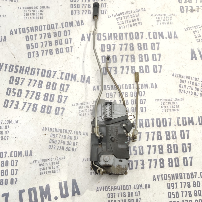 Замок дверей ВАЗ Kalina 11194 (04-13) 1.4 16V передній лівий